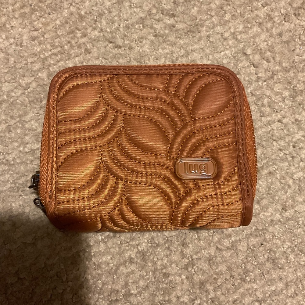 Lug Splits Wallet Price Is Firm